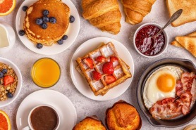 Breakfast 
